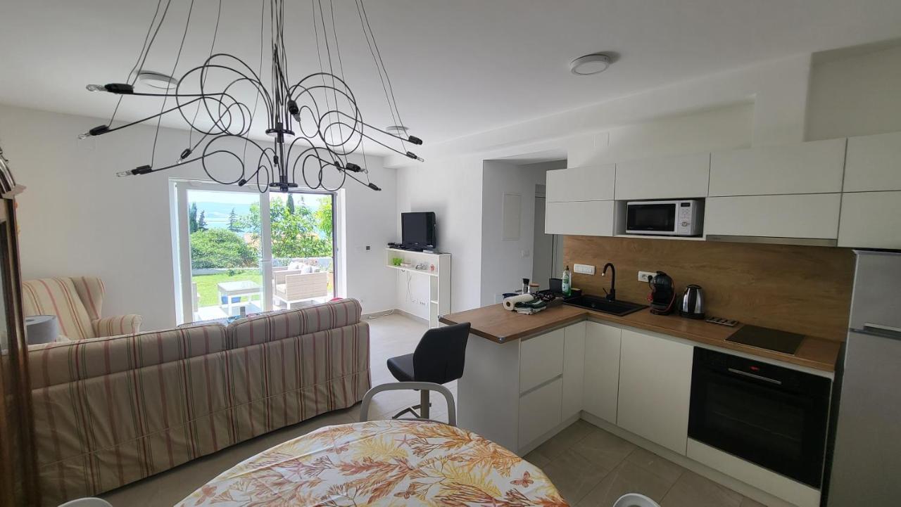Apartments Amadea Novi Vinodolski Kültér fotó